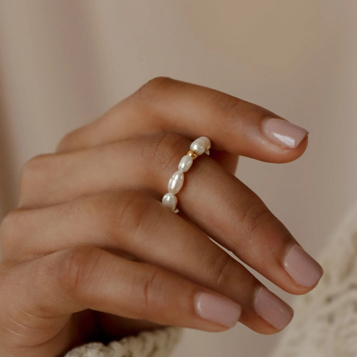 Sterling Silver Pearl Bow Stretch Ring