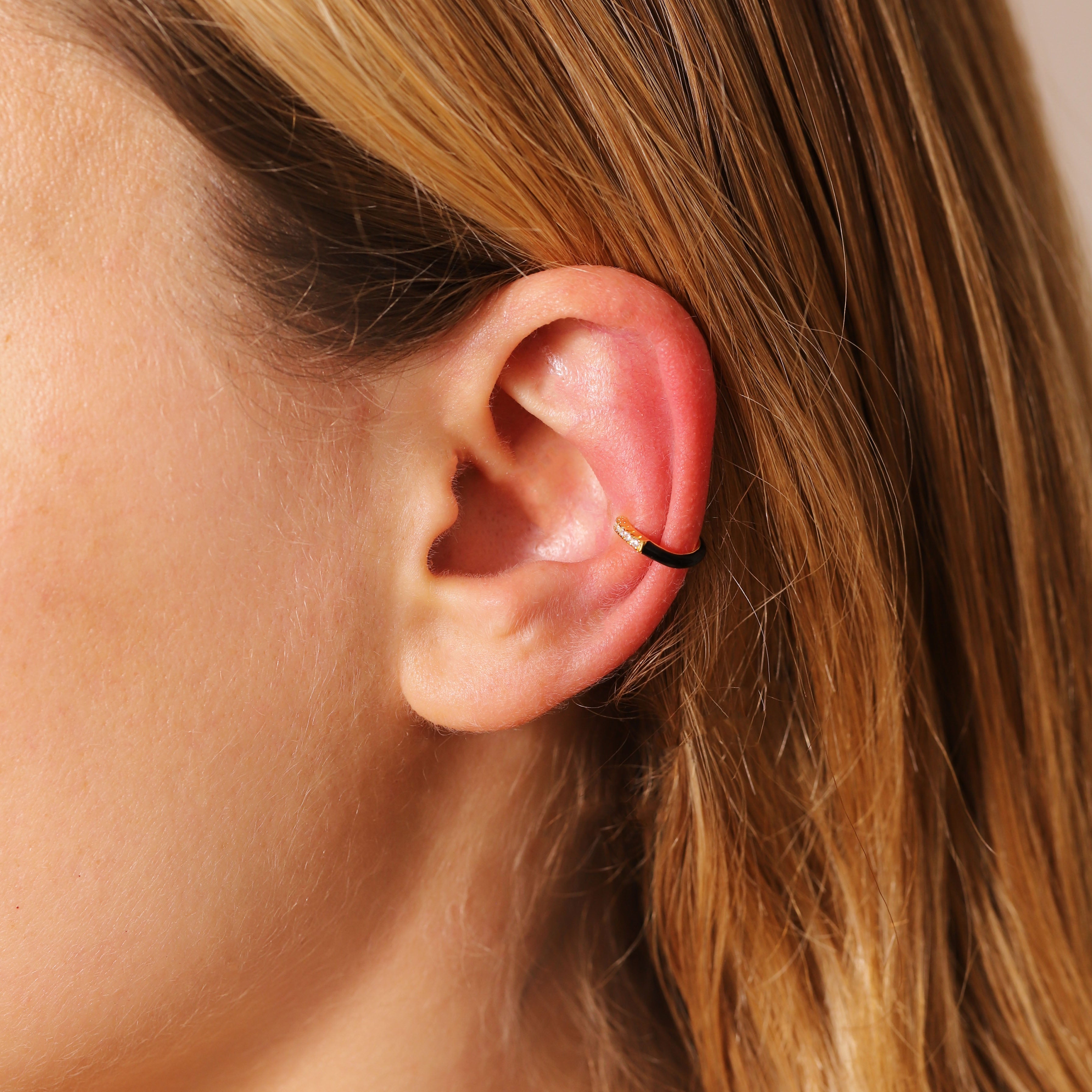 Black Enamel Wave Ear Cuff