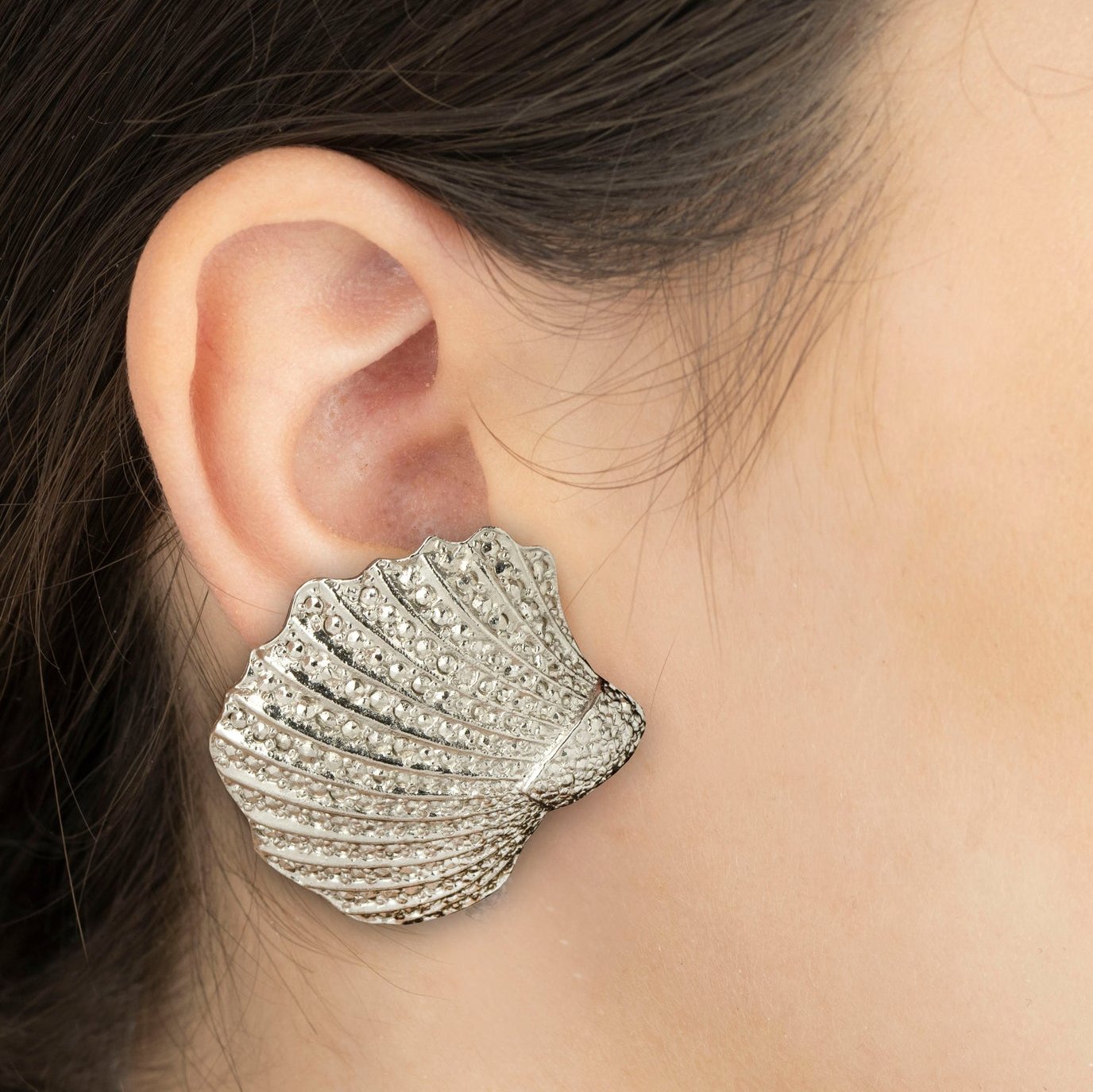 Vintage Seashell Clip-On Earrings