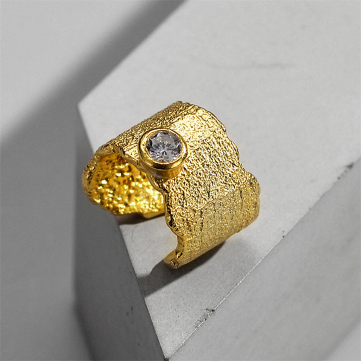 Venus Ear Cuff