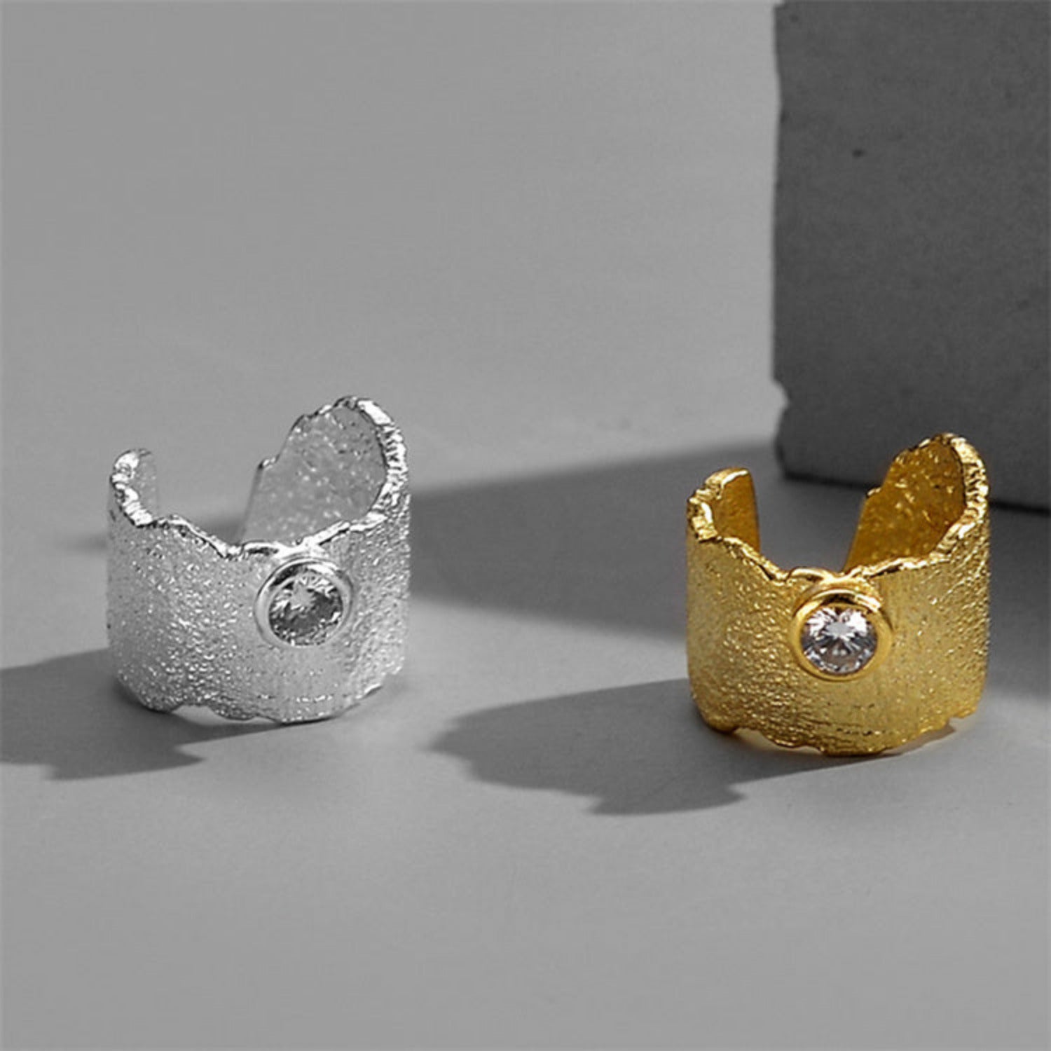 Venus Ear Cuff