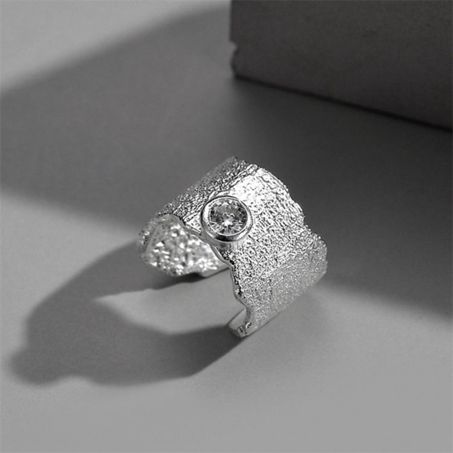 Venus Ear Cuff