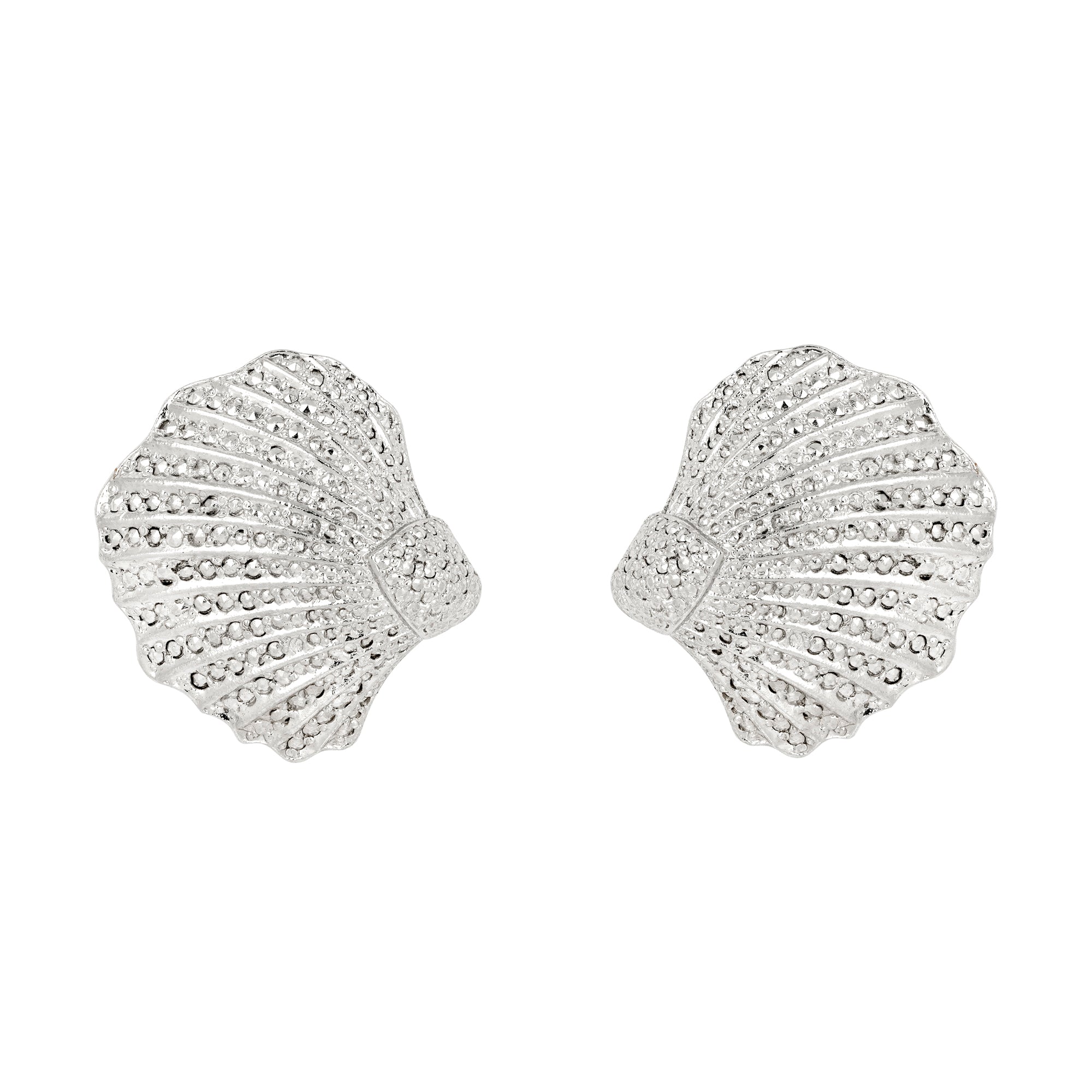 Vintage Seashell Clip-On Earrings