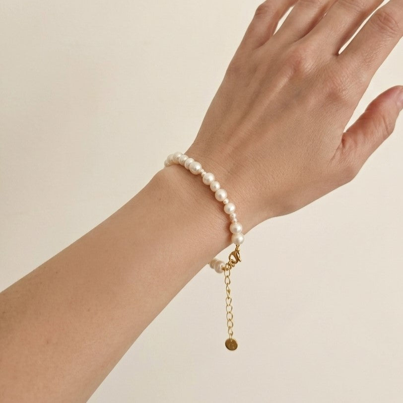 Timeless Pearl Bracelet