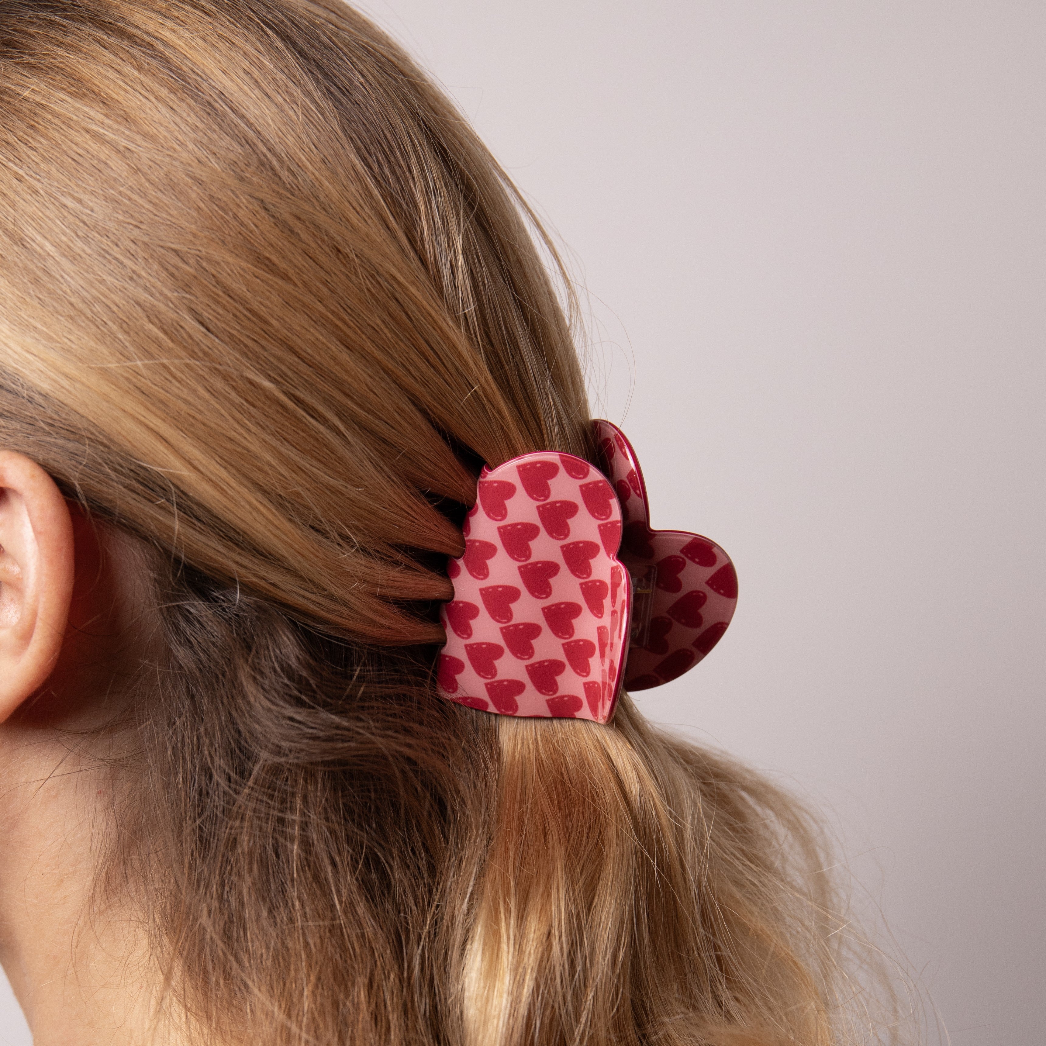 Loveheart Red Claw Clip