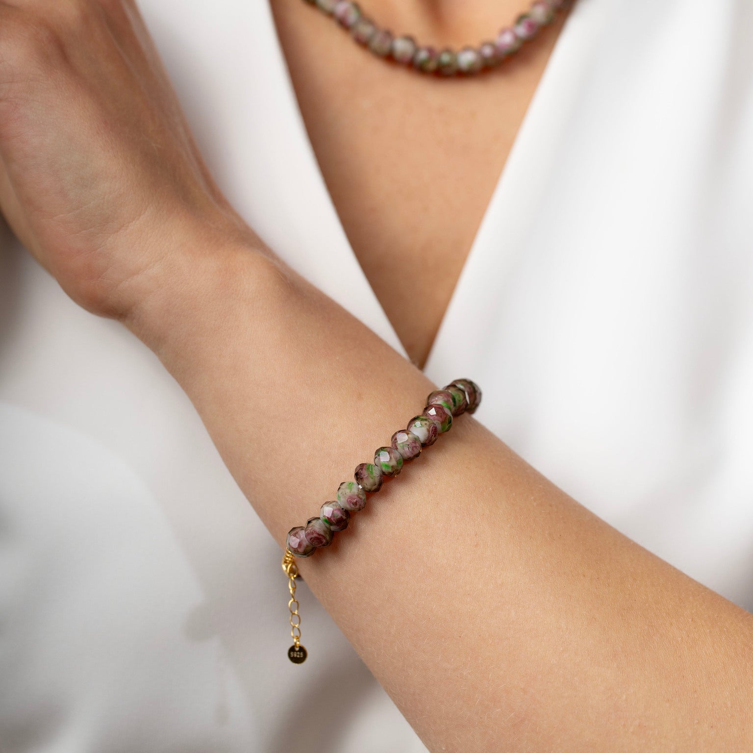 Spring Rose Glass Beaded Bracelet