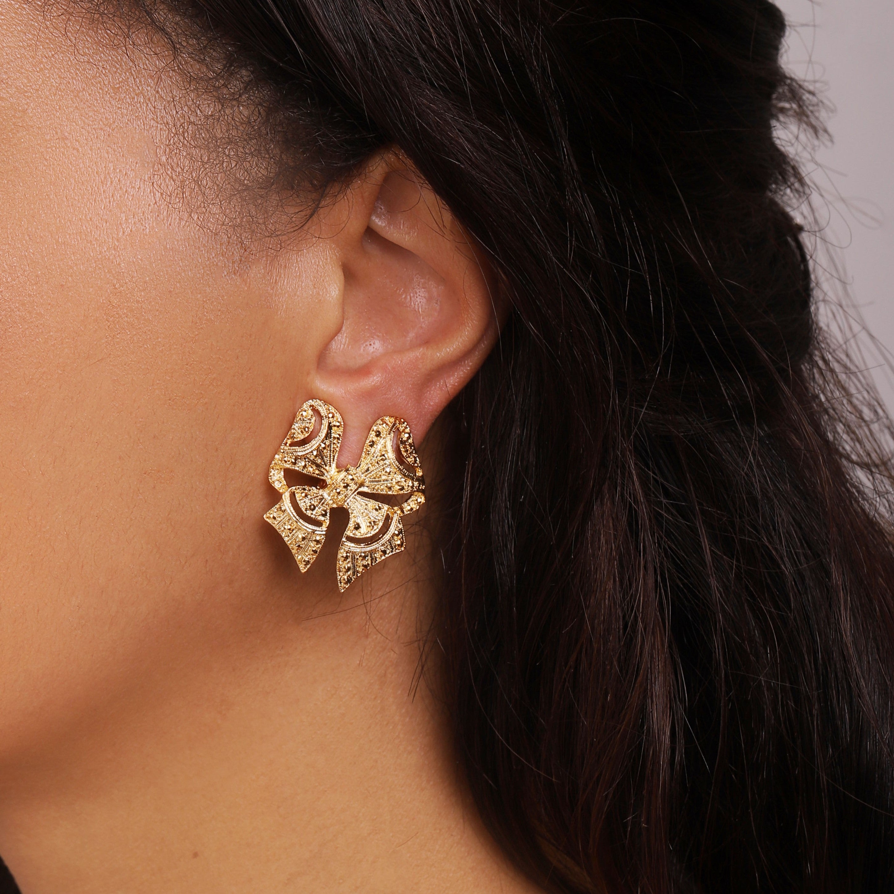 Vintage Gold Bow Clip-On Earrings