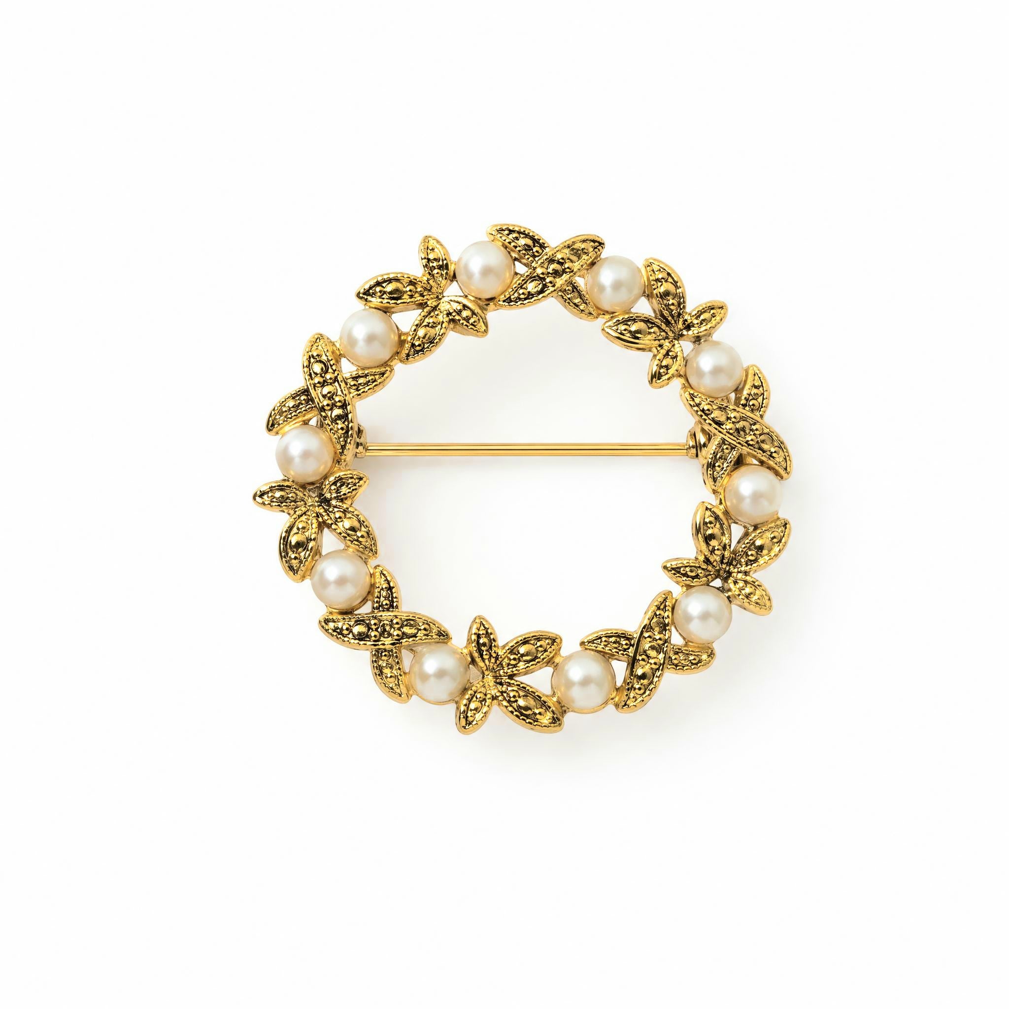 Vintage Gold Pearl Detail Brooch