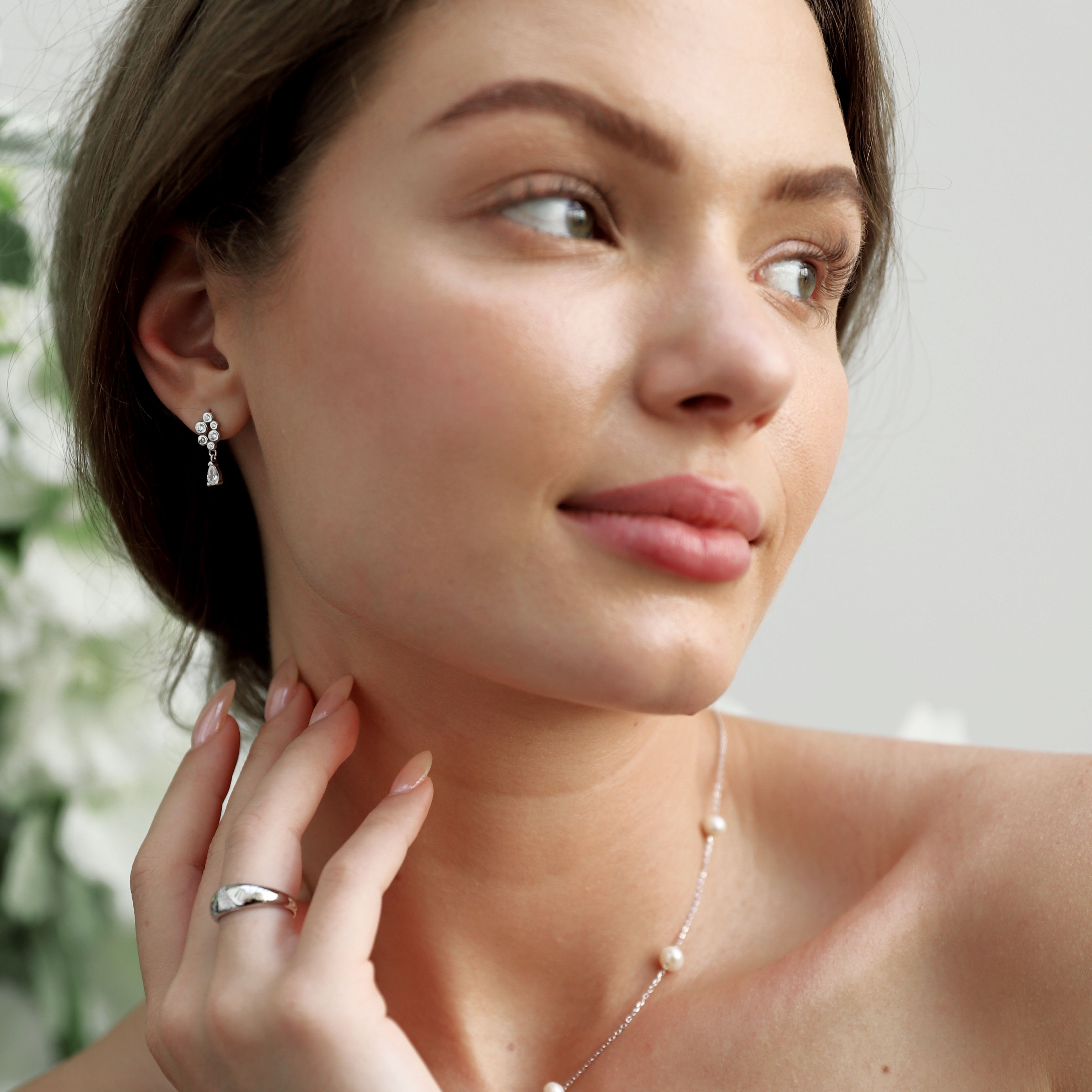 Pearl Satellite Necklace