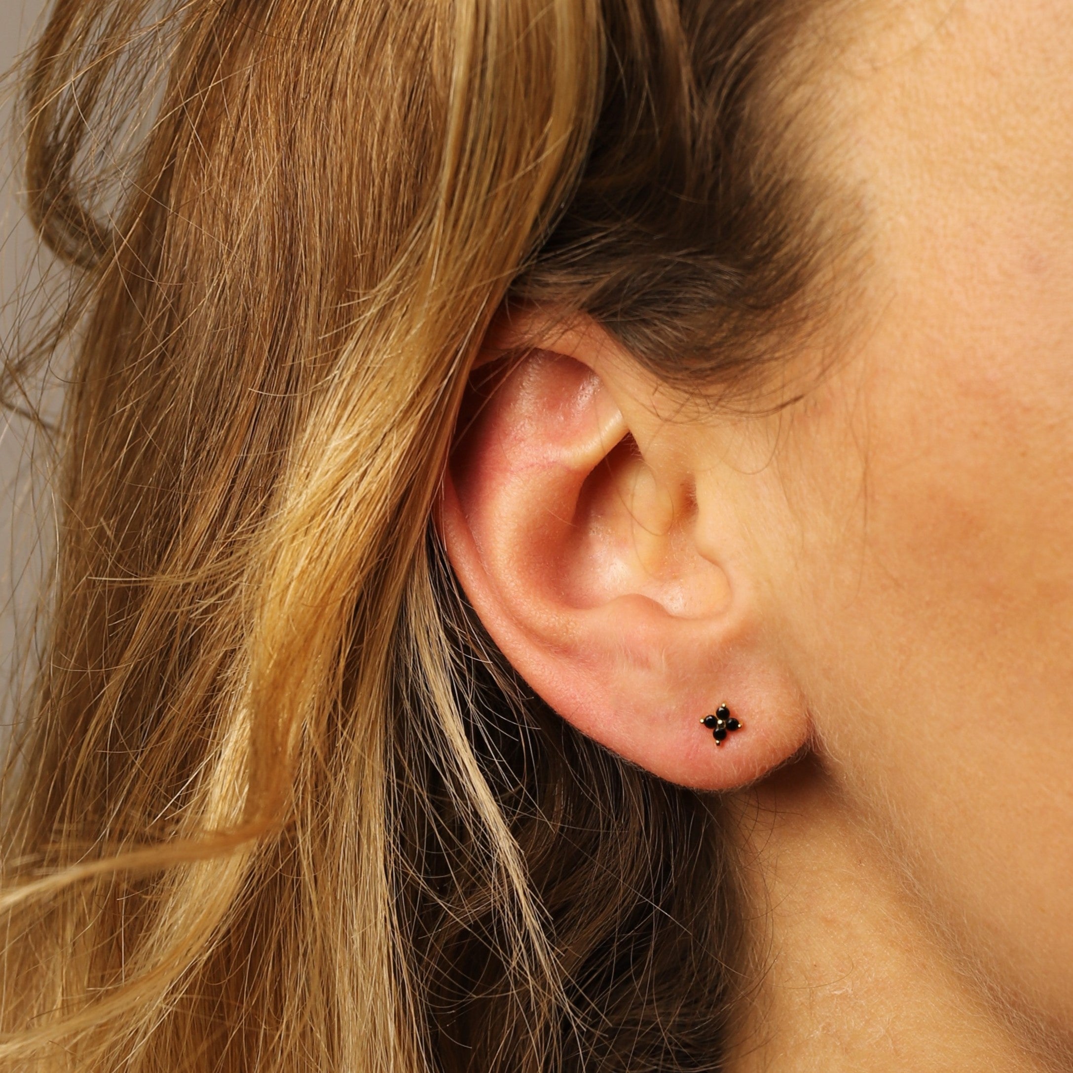 Black Crystal Flower Studs