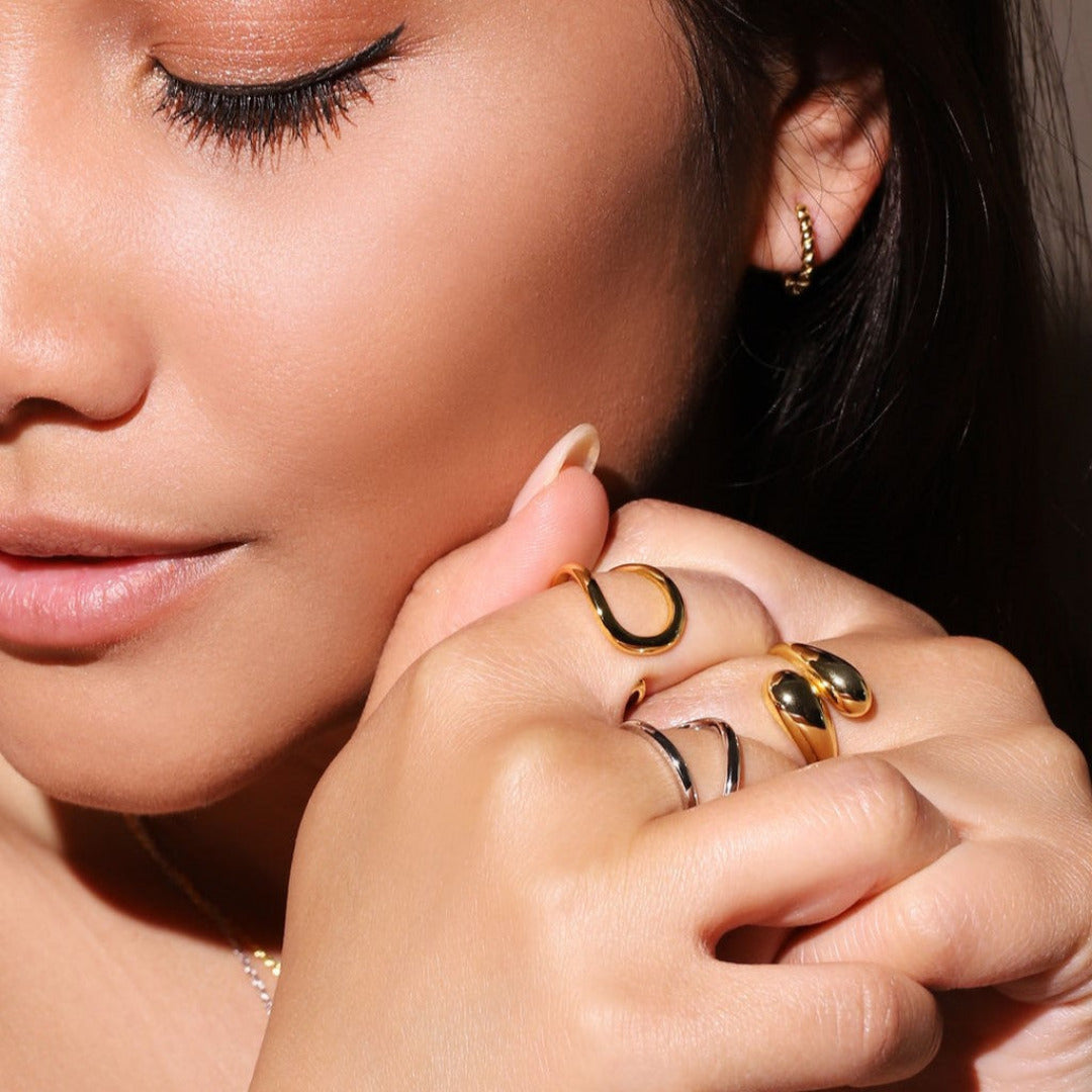 Twist Hoop Earrings