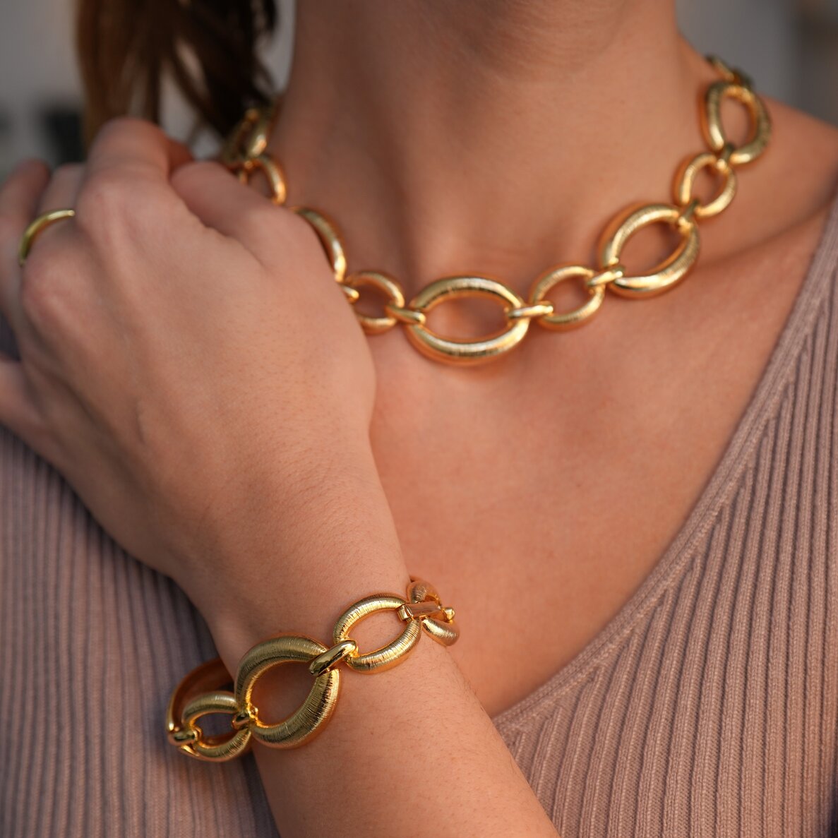 Vintage Brushed Oval Link Bracelet